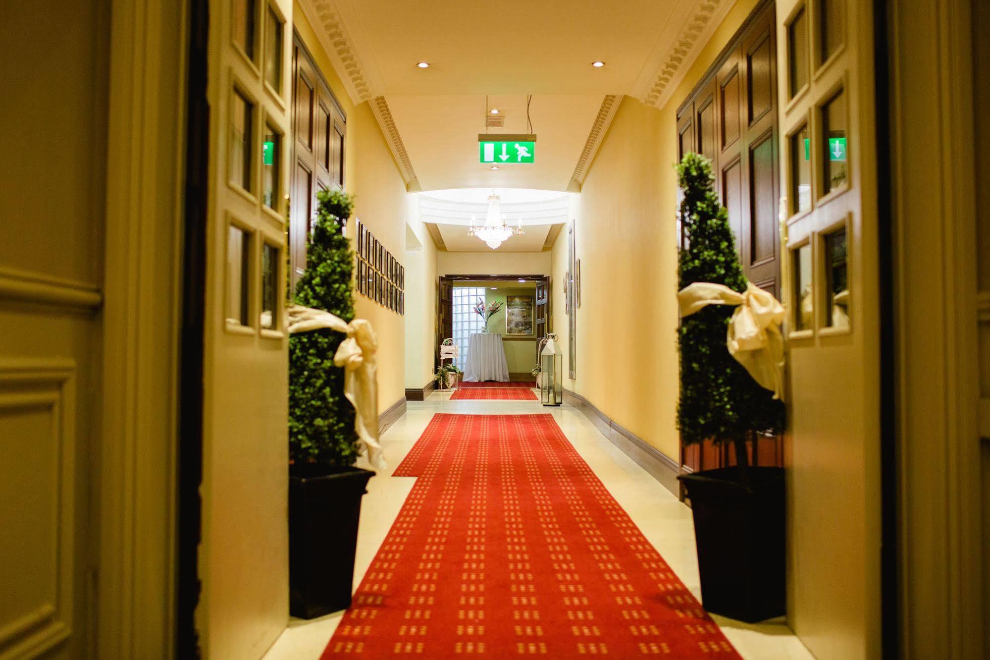 Four Seasons Hotel & Leisure Club Monaghan Exterior foto